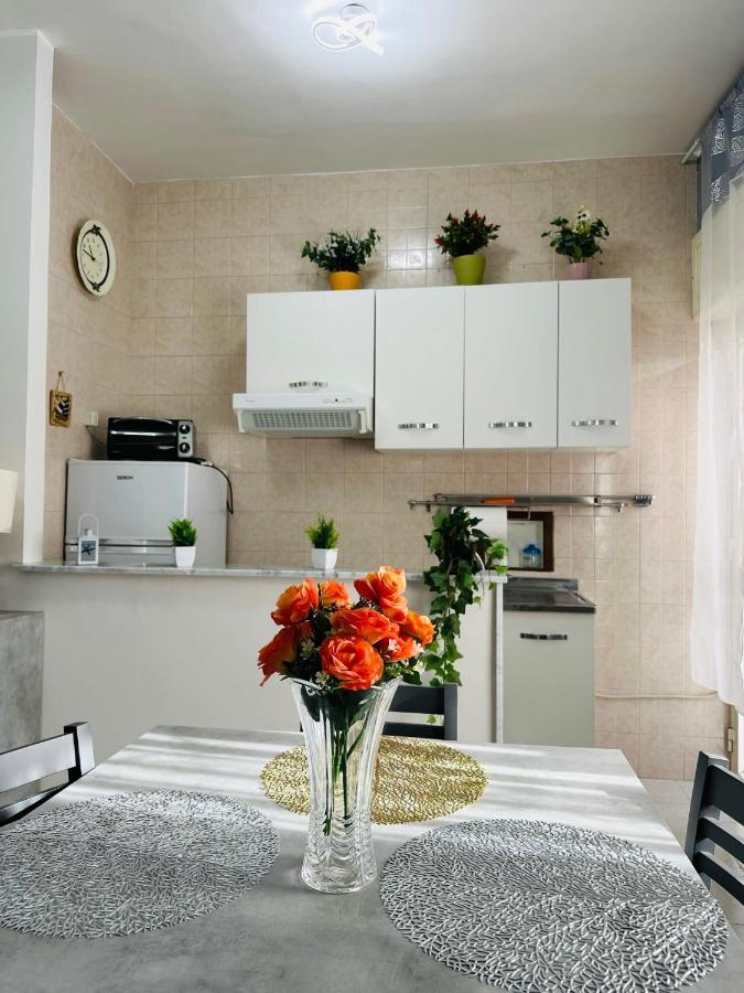 Ferdirisa Vesuvio Home&Garden ซาน จอร์จิโอ อะ เครมาโน ภายนอก รูปภาพ
